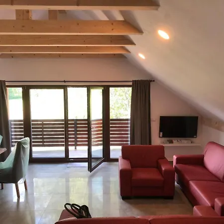 Ξενοδοχείο με διαμερίσματα Moldau Park Lipno 3*